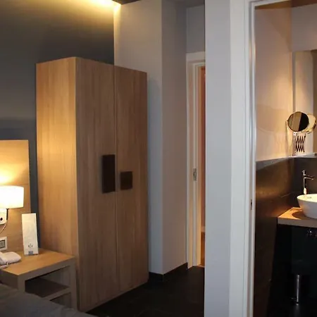 Bed & Breakfast Viale San Martino 4*